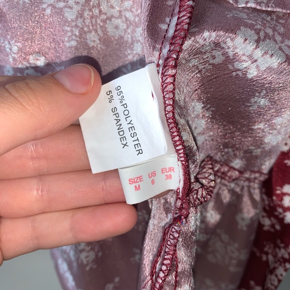 Floral blouse - Picture 3 of 3